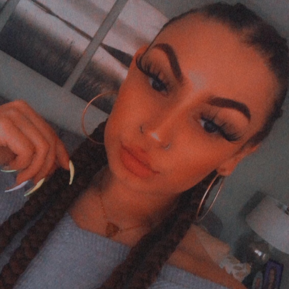 Meet your Posher, Daliah